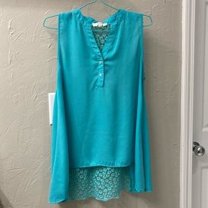 Mint hi-lo tank with sheer back crochet design